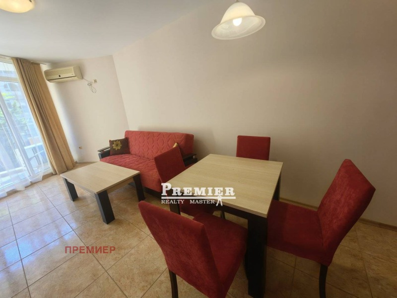 Продава  2-стаен област Бургас , гр. Ахелой , 80 кв.м | 28771163