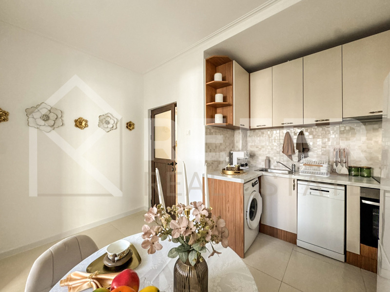 Продава 3-СТАЕН, гр. София, Център, снимка 7 - Апартаменти - 53538753