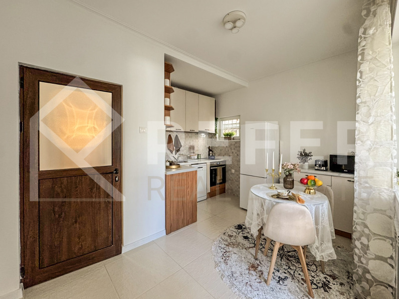 Продава 3-СТАЕН, гр. София, Център, снимка 6 - Апартаменти - 53538753