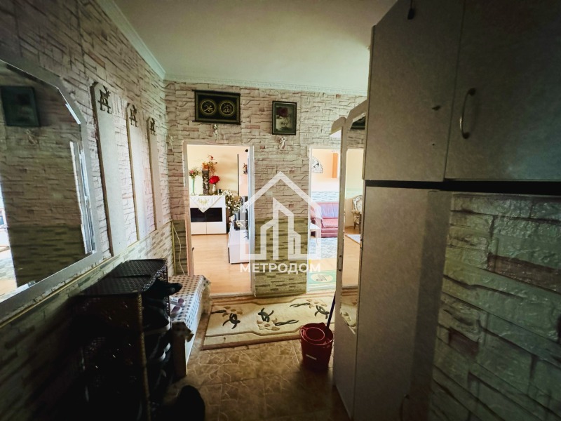 Na prodej  2 ložnice Sofia , Botunec , 72 m2 | 61450975 - obraz [11]