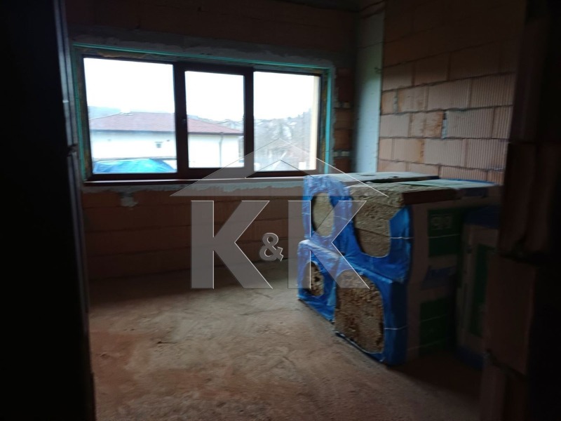 Продава КЪЩА, с. Осеново, област Варна, снимка 10 - Къщи - 48574005