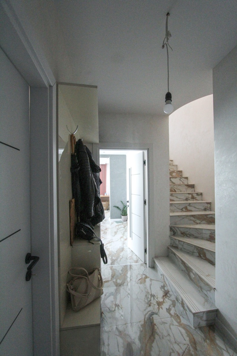 Eladó  Ház Sofia , Dolni Bogrov , 340 négyzetméter | 42297526 - kép [6]