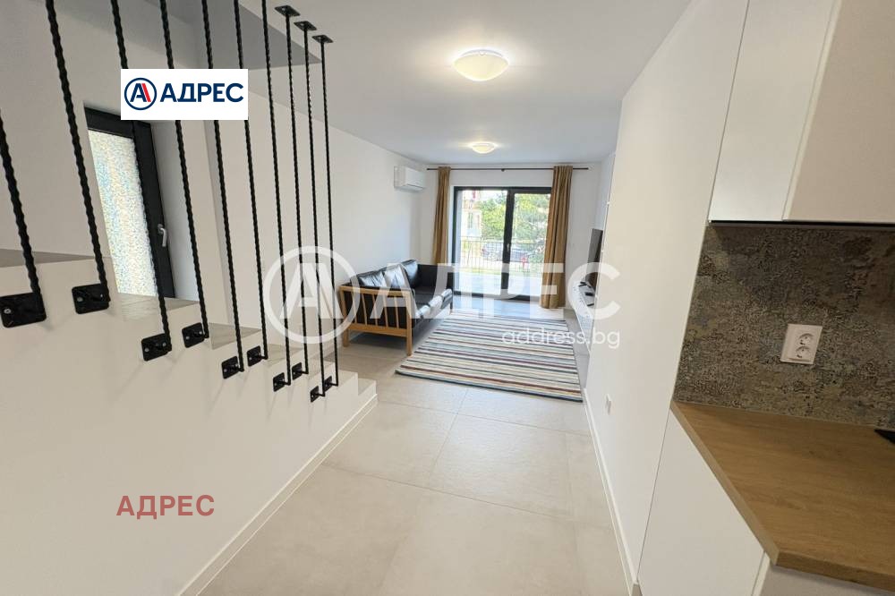 Продава МНОГОСТАЕН, гр. Варна, Галата, снимка 3 - Апартаменти - 54136001