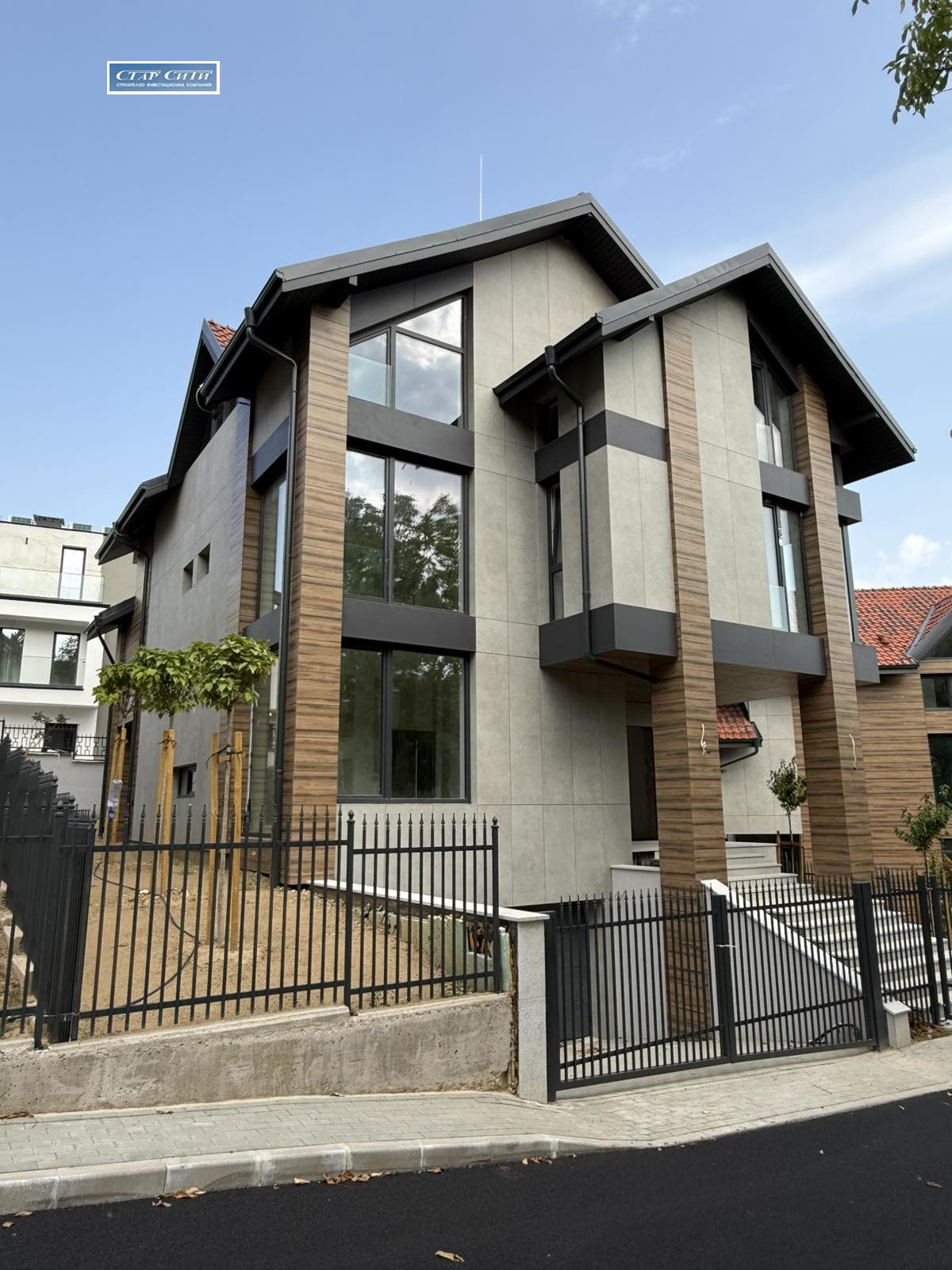 Продава КЪЩА, гр. София, Драгалевци, снимка 2 - Къщи - 39940984