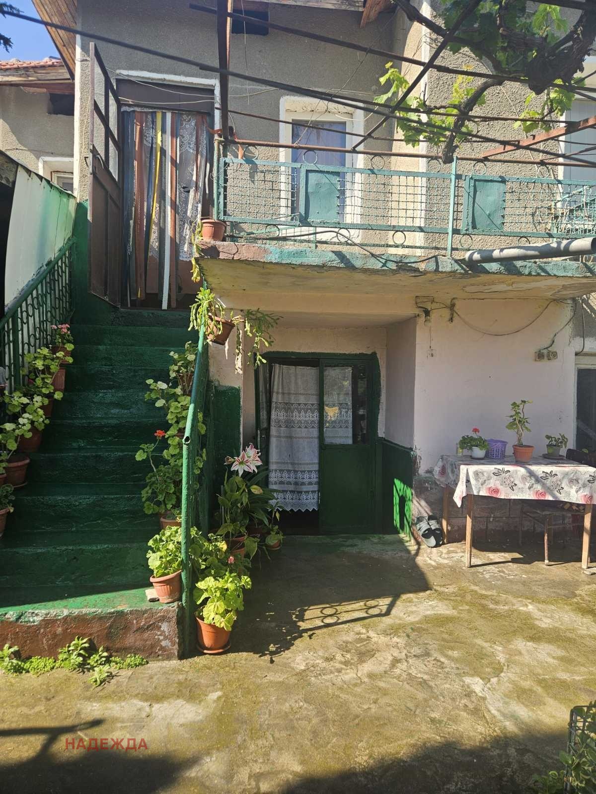 Продава КЪЩА, с. Буковлък, област Плевен, снимка 2 - Къщи - 53679246