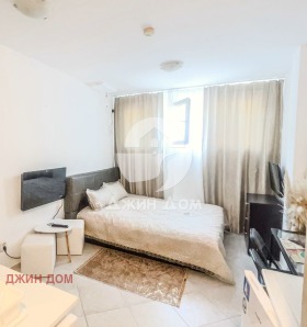 Te koop Studio