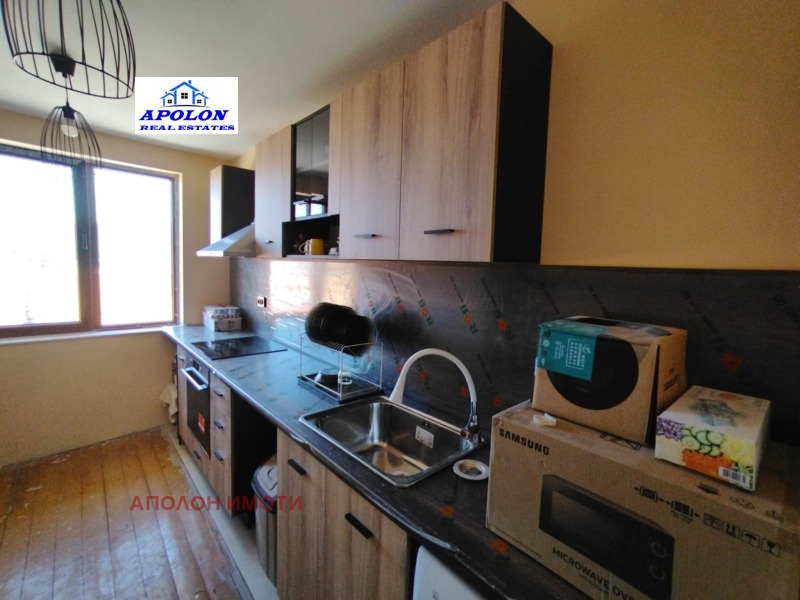 Продава  Етаж от къща област Пазарджик , гр. Пещера , 130 кв.м | 26089476 - изображение [11]