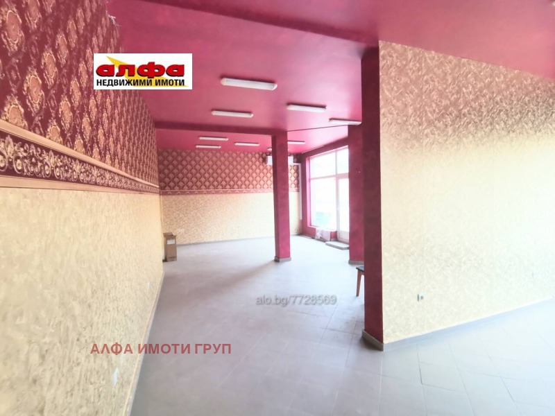 Продава МАГАЗИН, гр. Добрич, Дружба 1, снимка 2 - Магазини - 52645036