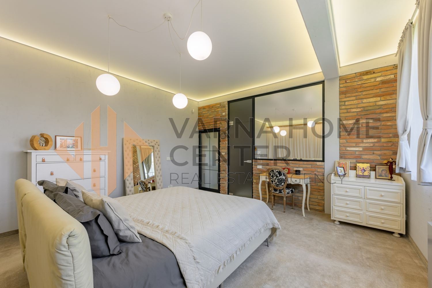 Продава КЪЩА, гр. Варна, м-т Сотира, снимка 6 - Къщи - 55220758