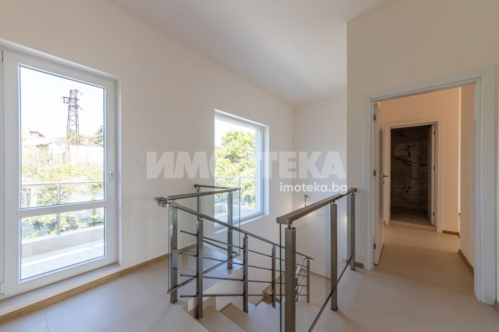 Продава КЪЩА, гр. Варна, Свети Никола, снимка 8 - Къщи - 56268891
