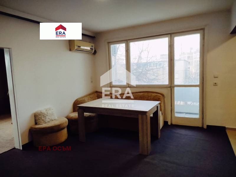 Продава 2-СТАЕН, гр. Ловеч, Широк център, снимка 5 - Апартаменти - 53384525