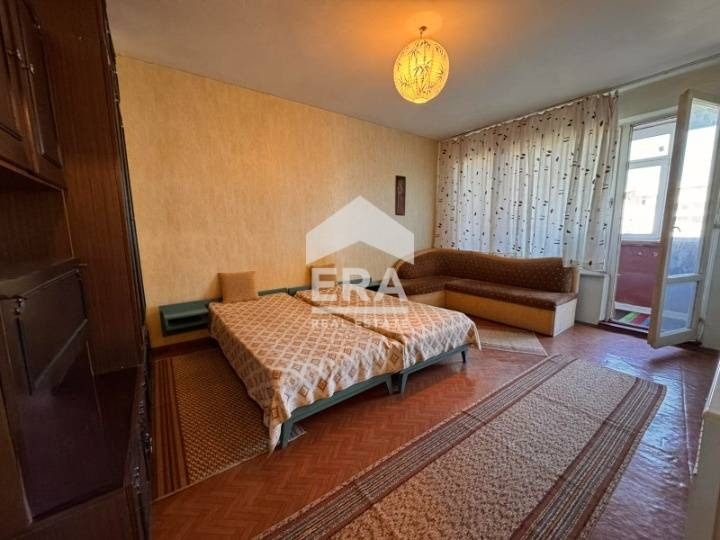 Продава 2-СТАЕН, гр. Варна, Лятно кино Тракия, снимка 2 - Апартаменти - 54686042