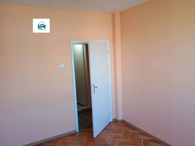 Til salgs  2 soverom Pleven , Idealen tsentar , 80 kvm | 77975204 - bilde [2]