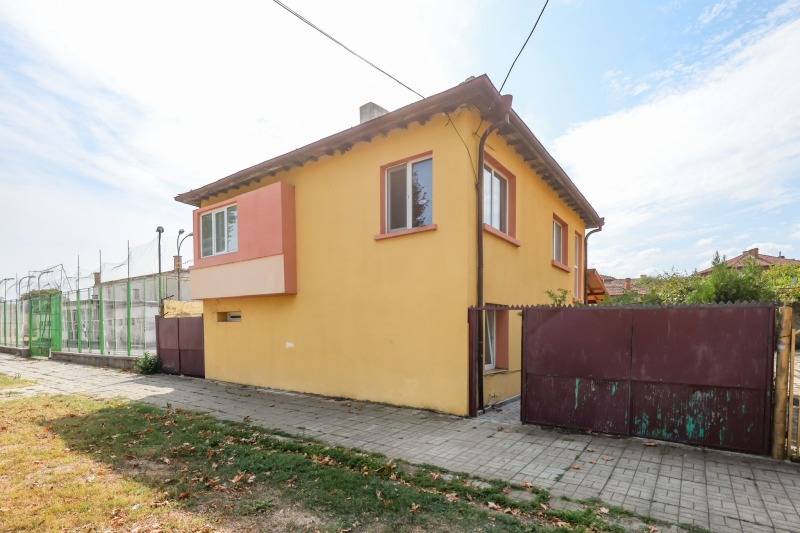 Продава КЪЩА, гр. Средец, област Бургас, снимка 2 - Къщи - 47102676