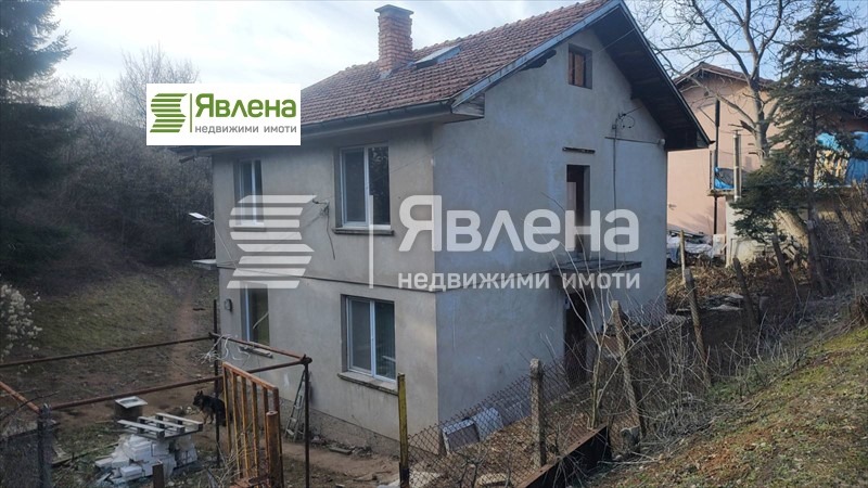 Продава КЪЩА, с. Студена, област Перник, снимка 1 - Къщи - 49364982