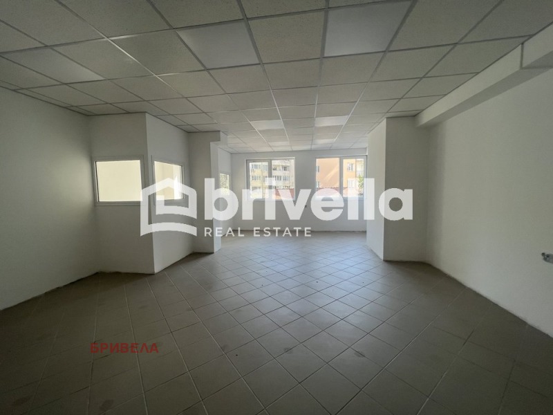 Продава ОФИС в град София, Младост 1 - 200 кв.м / 385 000 € » 752 994.55 лв., БРИВЕЛА
