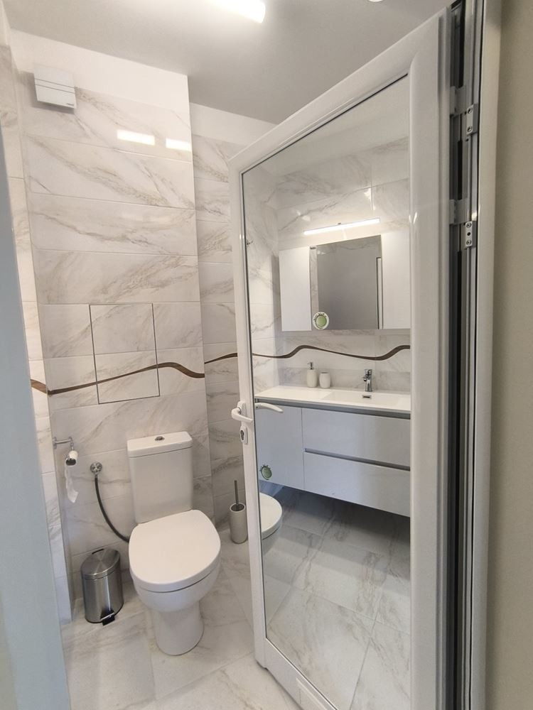 Продава  2-стаен град София , Зона Б-18 , 78 кв.м | 77456587 - изображение [16]