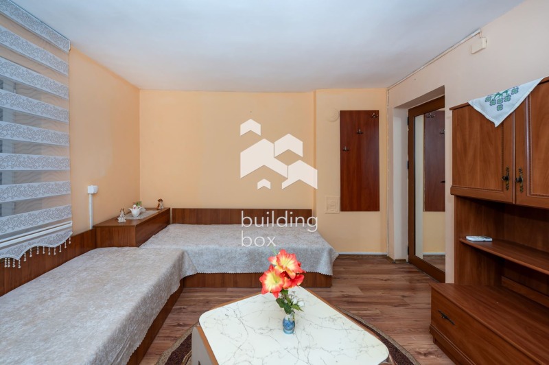 Продава ЕТАЖ ОТ КЪЩА, град Пловдив, Христо Смирненски • 99900 € / 195387.42 лв. • 60710630 1