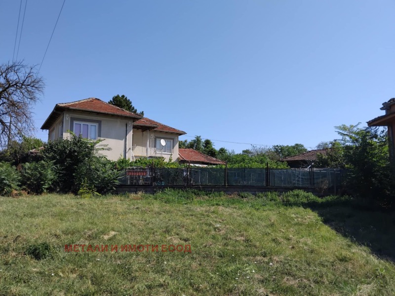Προς πώληση  σπίτι περιοχή Ruse , Κατσελοβο , 180 τ.μ | 42605547