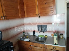 Продава 2-стаен град Велико Търново Център - [1] 