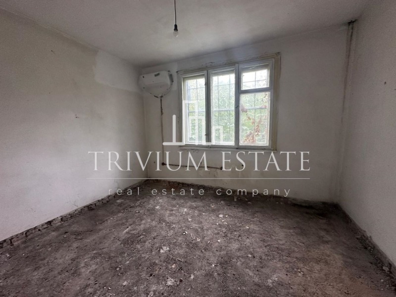 Продава ЕТАЖ ОТ КЪЩА, гр. Пловдив, Център, снимка 4 - Етаж от къща - 52648997