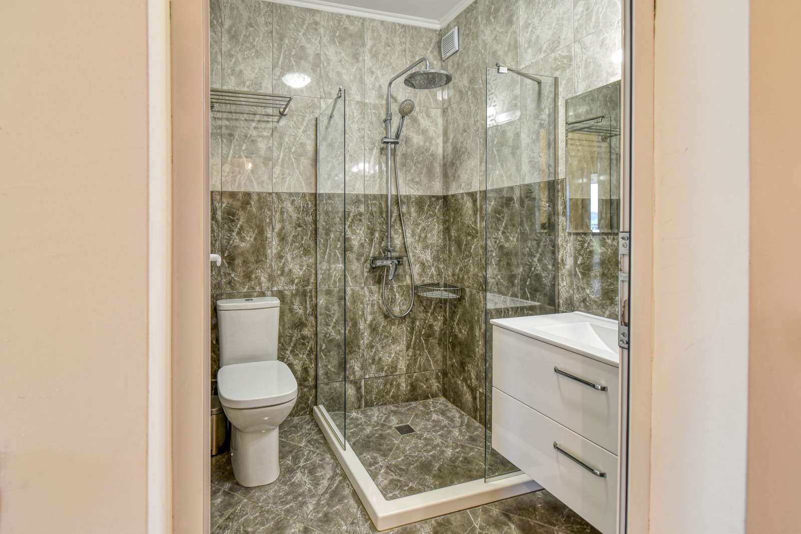 Продава 1-СТАЕН, гр. Приморско, област Бургас, снимка 4 - Апартаменти - 51592376