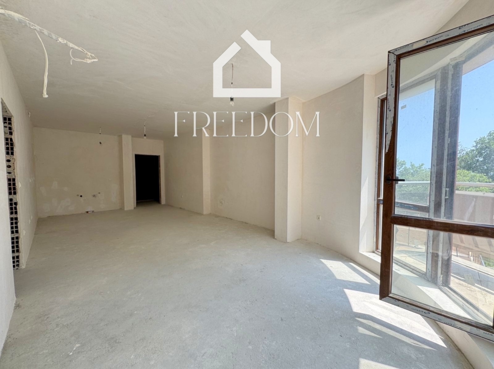 Продава 3-СТАЕН, гр. Варна, Бриз, снимка 2 - Апартаменти - 54175918