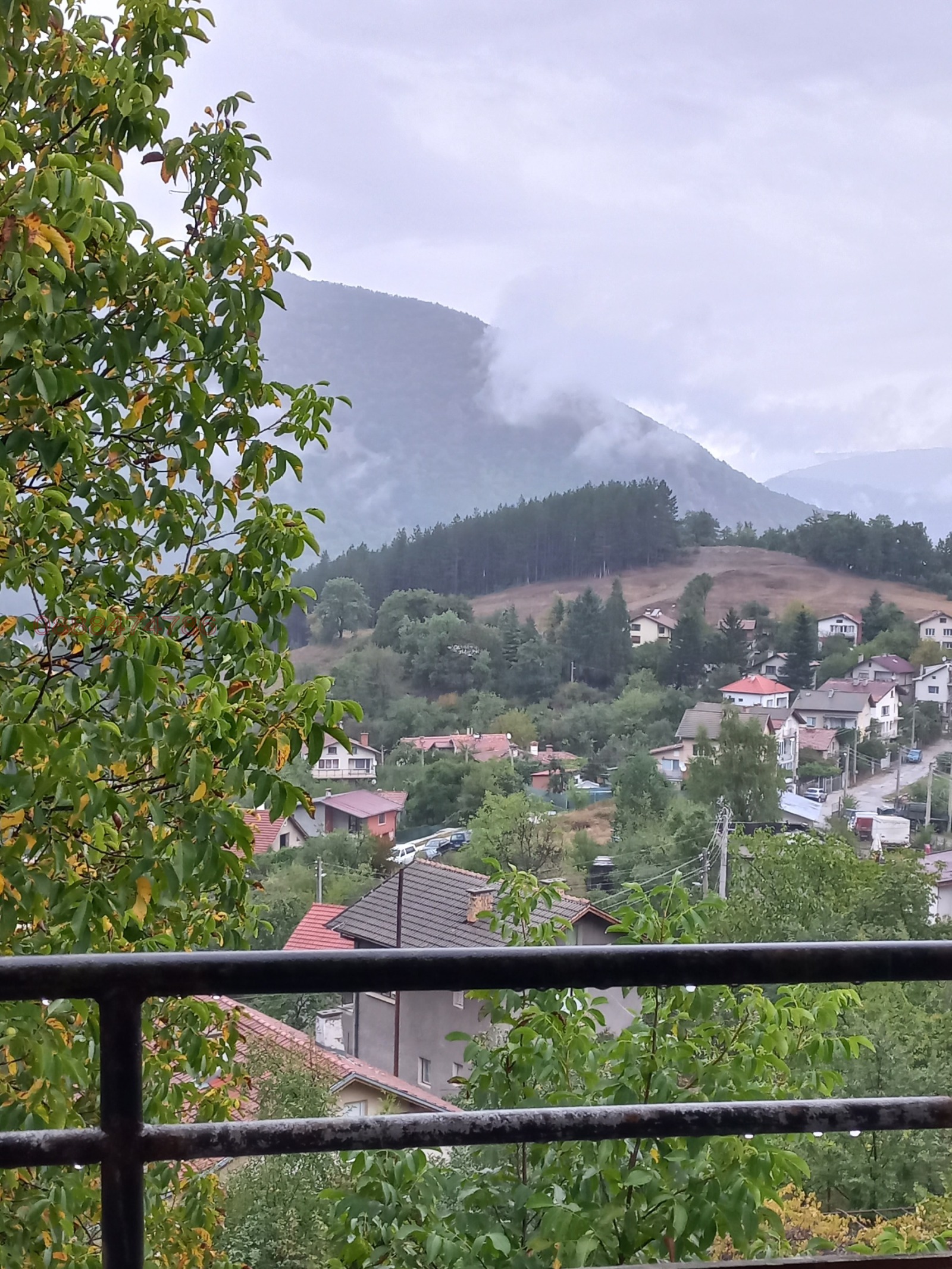 Продава ЕТАЖ ОТ КЪЩА, гр. Своге, област София област, снимка 6 - Етаж от къща - 53970514