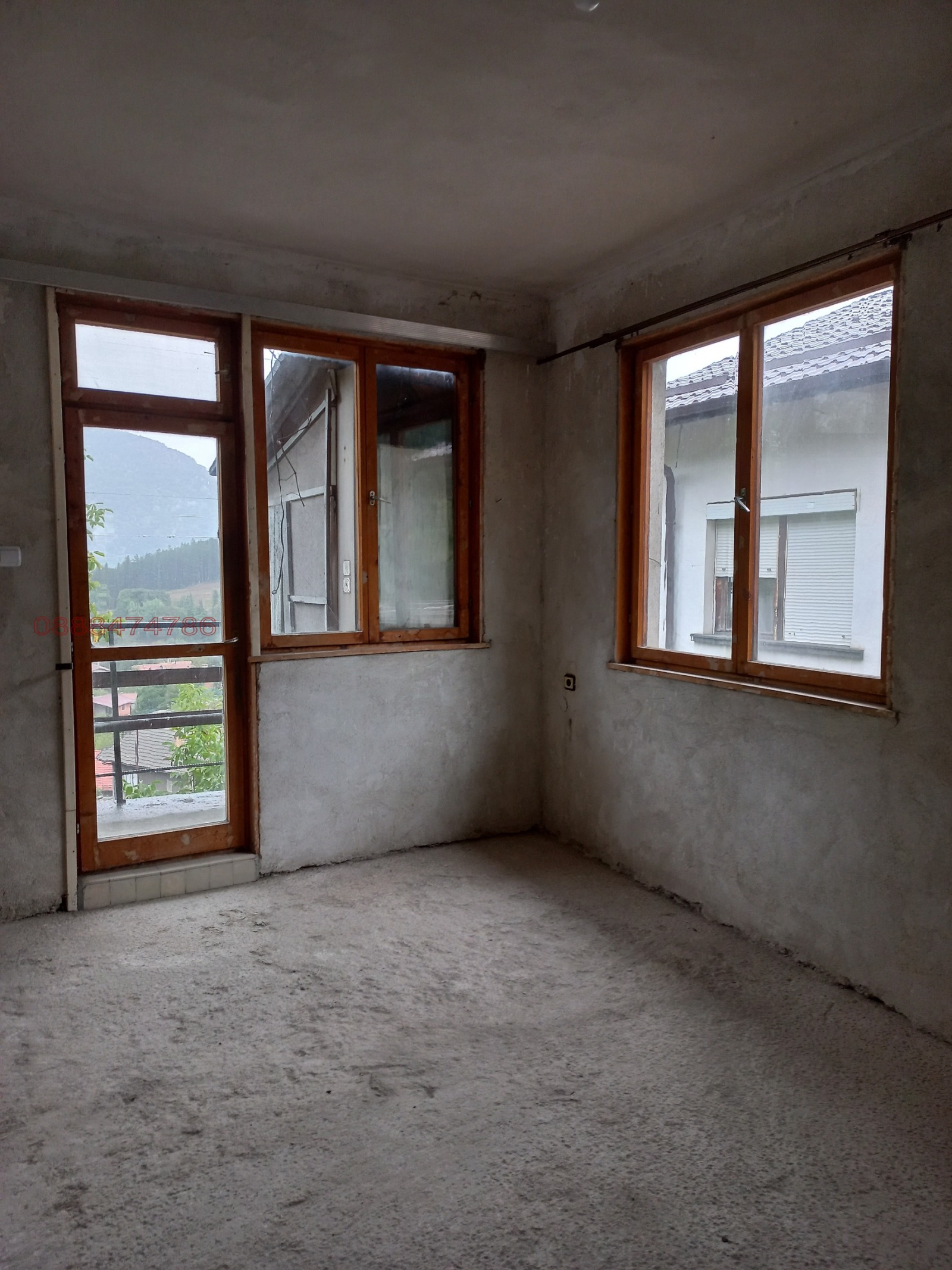 Продава ЕТАЖ ОТ КЪЩА, гр. Своге, област София област, снимка 5 - Етаж от къща - 53970514