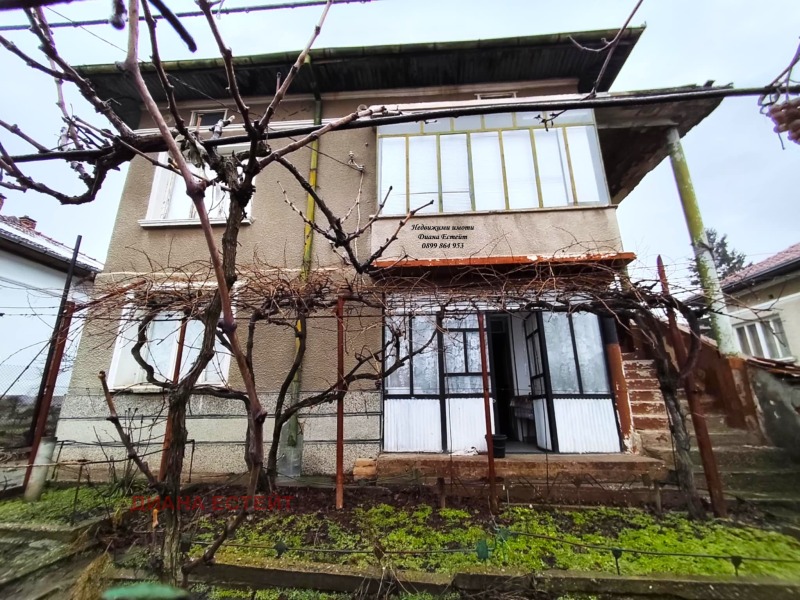 Продава КЪЩА в област Видин, с. Винарово - 172 кв.м / 32 000 € » 62 586.56 лв., ДИАНА ЕСТЕЙТ