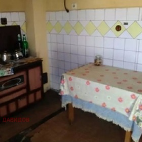 Продава КЪЩА, с. Струмяни, област Благоевград, снимка 15 - Къщи - 53976394