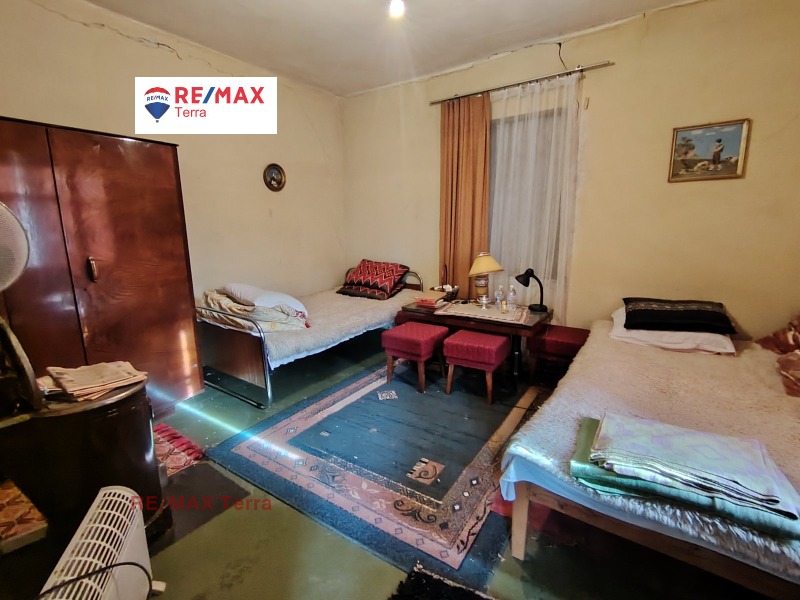 Продава КЪЩА, гр. Пордим, област Плевен, снимка 4 - Къщи - 52874768