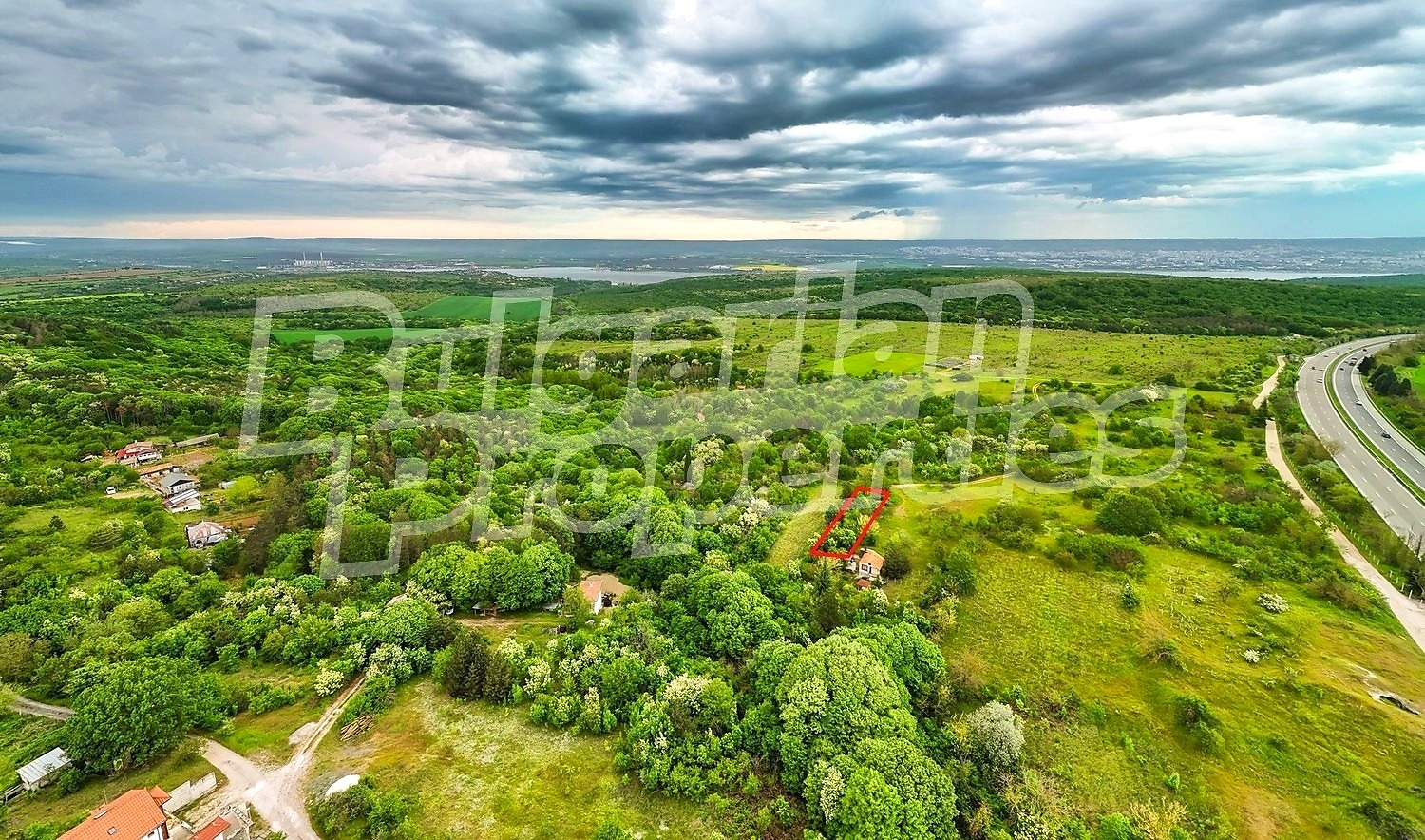 Продава ПАРЦЕЛ, гр. Варна, с. Звездица