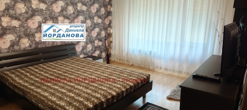 Продава 2-СТАЕН, град Русе, Център • 125200 € / 244869.92 лв. • 90693414 1