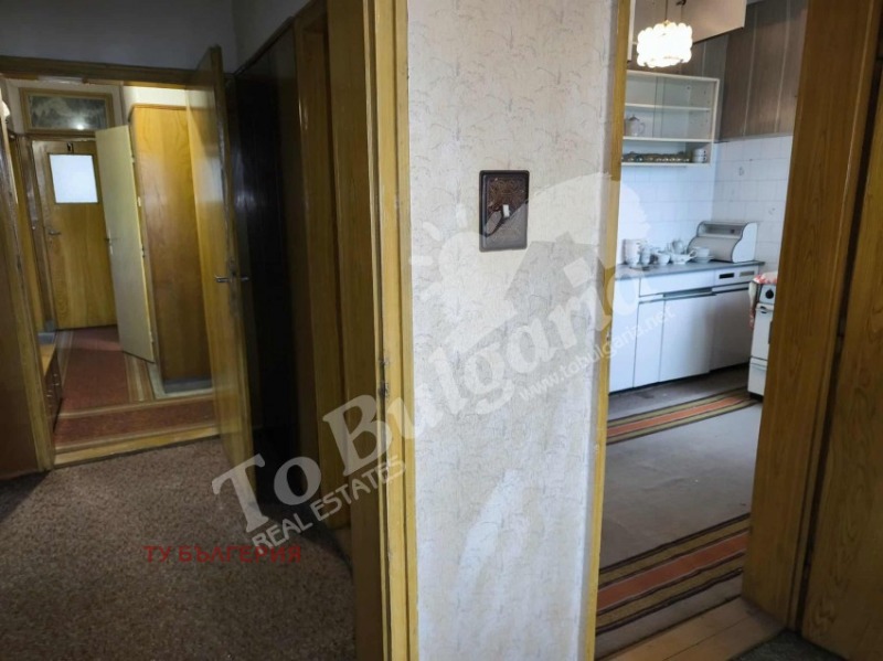 Продава 3-СТАЕН, гр. Павликени, област Велико Търново, снимка 2 - Апартаменти - 52186833