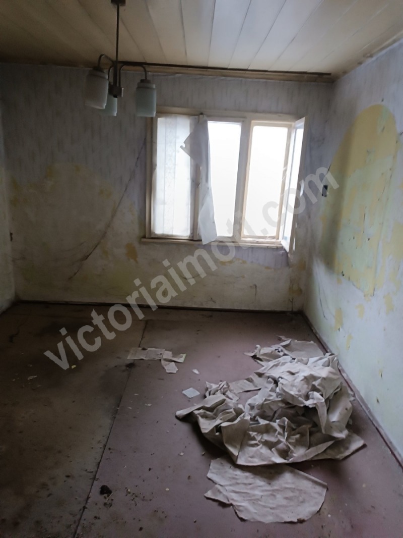 Продава КЪЩА, гр. Полски Тръмбеш, област Велико Търново, снимка 5 - Къщи - 53386980