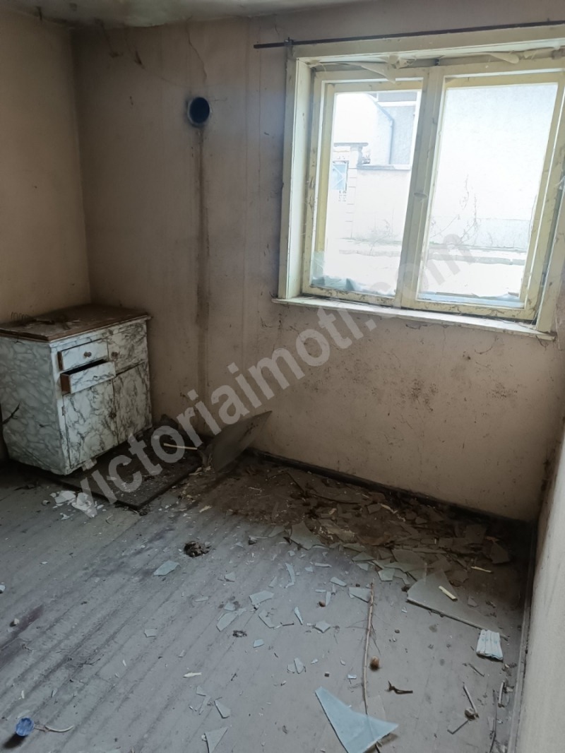 Продава КЪЩА, гр. Полски Тръмбеш, област Велико Търново, снимка 3 - Къщи - 53386980