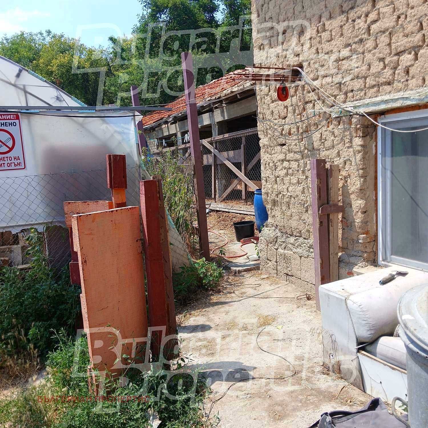 Продава КЪЩА, с. Средня, област Шумен, снимка 2 - Къщи - 52251908