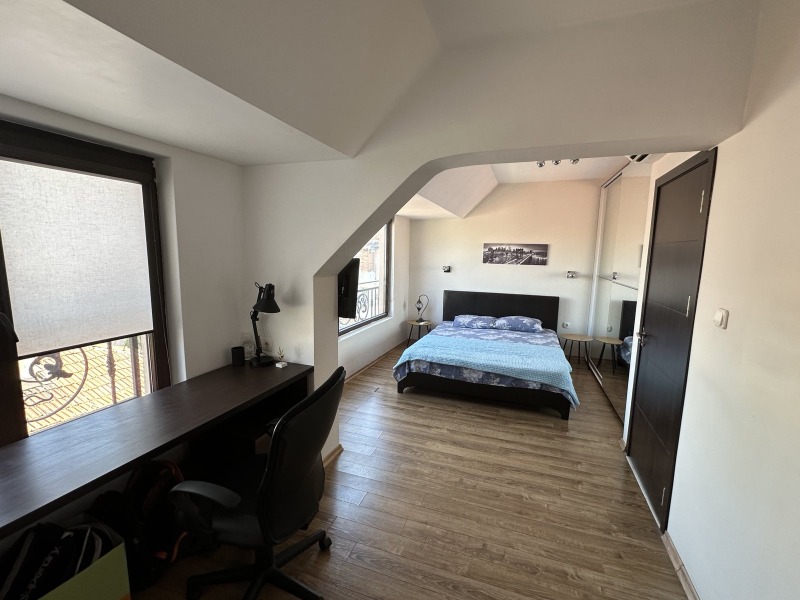 Продава  3-стаен град Пловдив , Младежки Хълм , 89 кв.м | 92767523 - изображение [8]