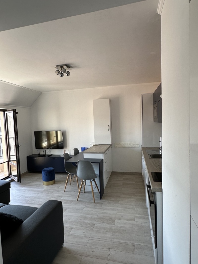 Продава  3-стаен град Пловдив , Младежки Хълм , 89 кв.м | 92767523 - изображение [11]