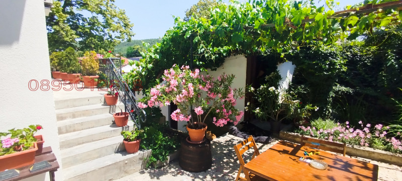 Продава КЪЩА, гр. Балчик, област Добрич, снимка 17 - Къщи - 52976115