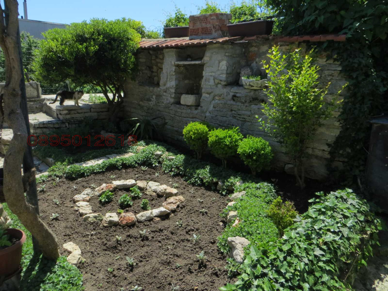 Продава КЪЩА, гр. Балчик, област Добрич, снимка 5 - Къщи - 52976115