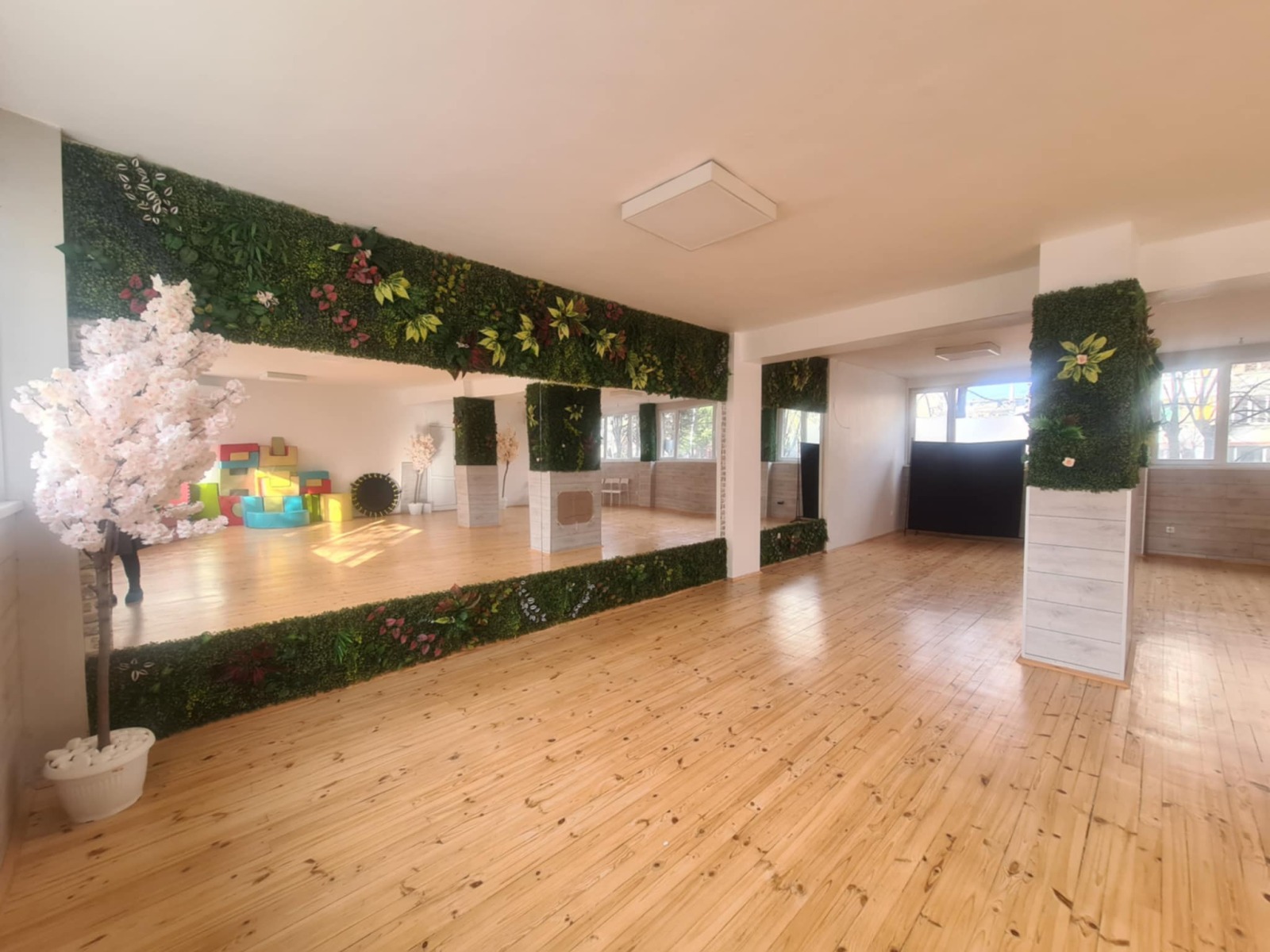 Продава МАГАЗИН, гр. Хасково, Дружба 1