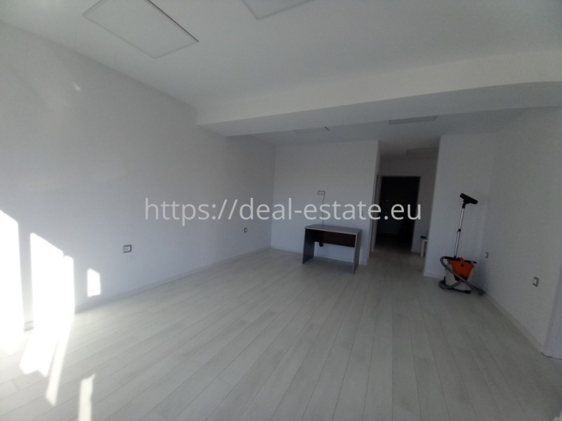 In vendita  3+ camere da letto Blagoevgrad , Idealen tsentar , 120 mq | 28158989 - Immagine [2]