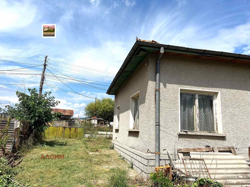 Продава КЪЩА, с. Петърч, област София област, снимка 2 - Къщи - 48135159