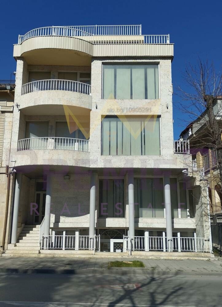 Продава КЪЩА, гр. Варна, Фестивален комплекс, снимка 2 - Къщи - 54841679