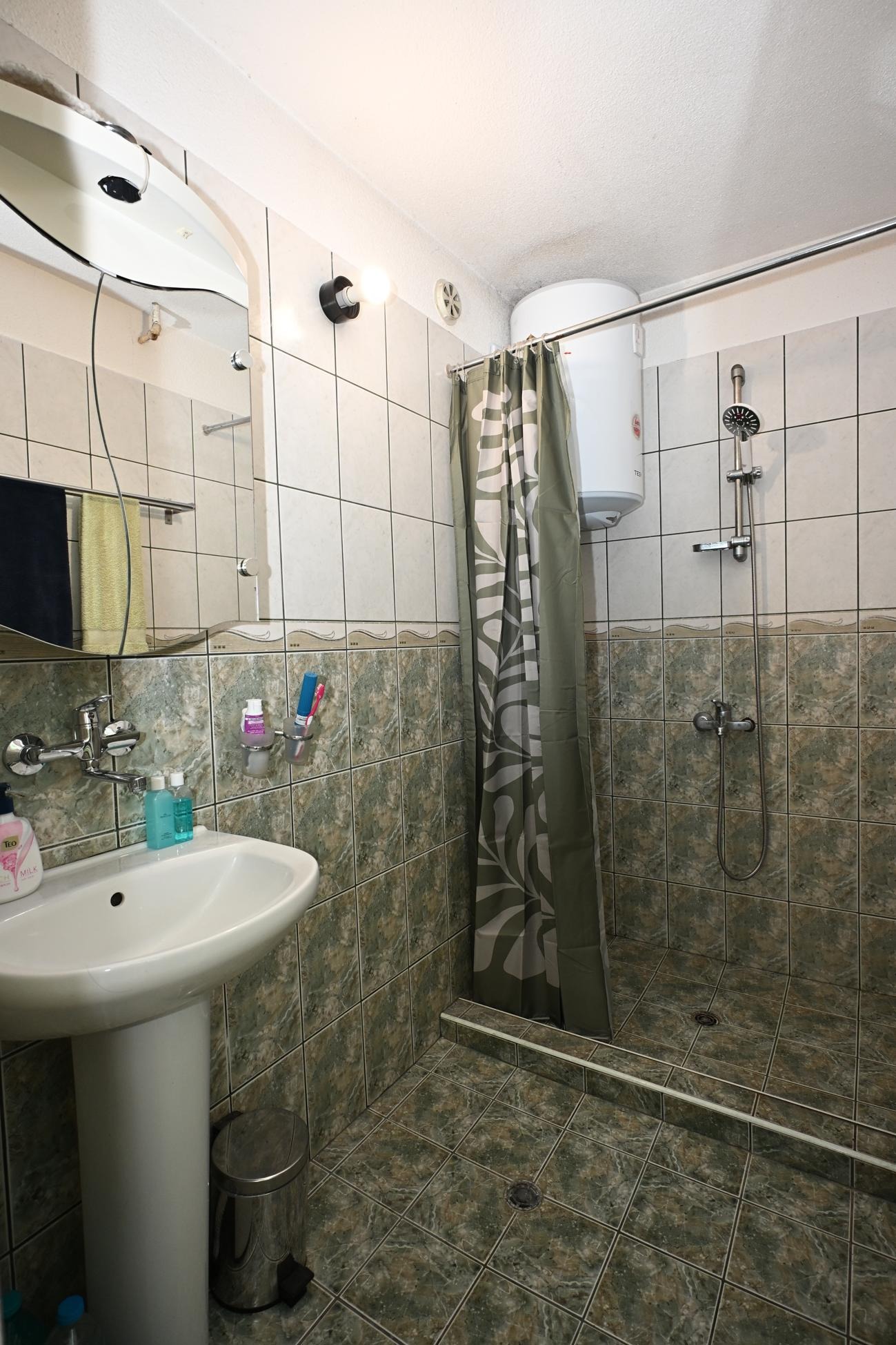 Продава 3-СТАЕН, гр. Перник, Център, снимка 13 - Апартаменти - 56084547