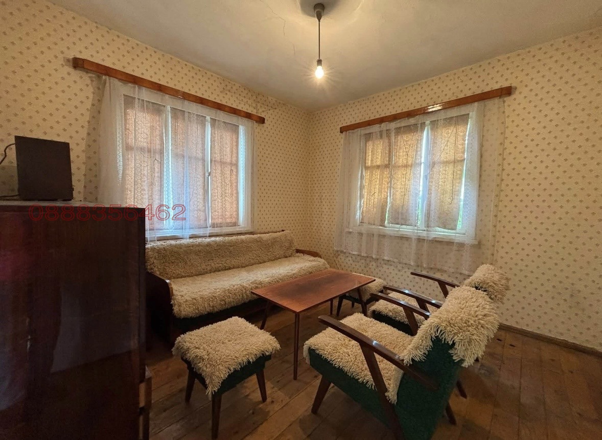Продава КЪЩА, гр. Калофер, област Пловдив, снимка 6 - Къщи - 55223057