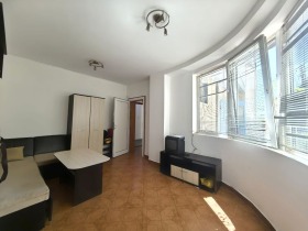 Stüdyo Vinica, Varna 3