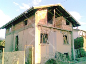 Hus Gorni Okol, region Sofia 1